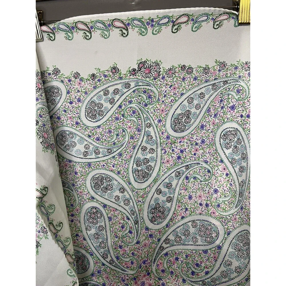 Paisley Daisy Floral Scarf Womens One Size Multicolor Satin Square Shawl Wrap